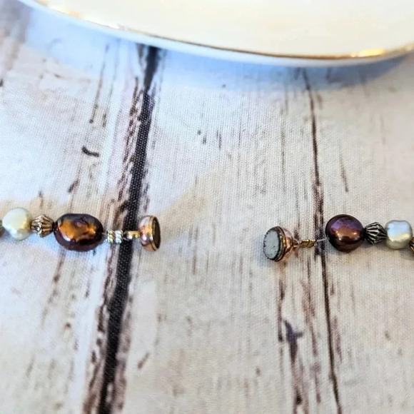 Vintage freshwater pearl and bead necklace, metal butterfly pendant, crystal - Picture 6 of 6